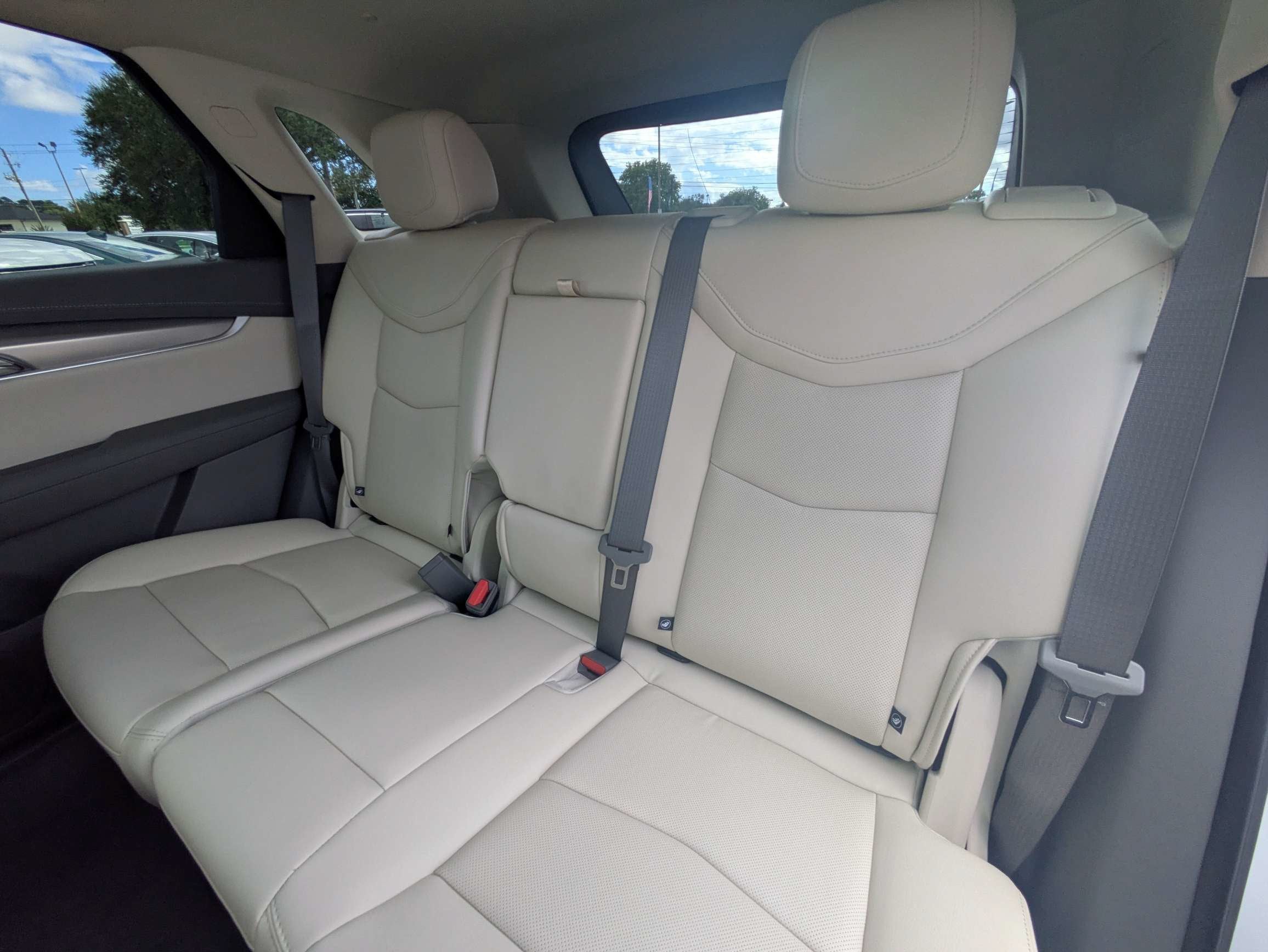 2026 Cadillac XT5 Premium Luxury - Photo 8