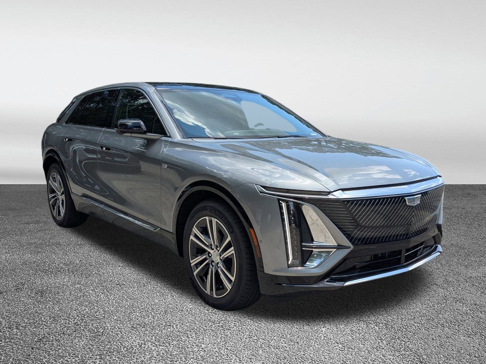 2025 Cadillac LYRIQ Luxury 1