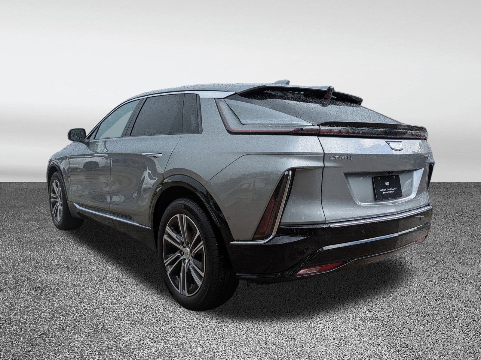 2025 Cadillac LYRIQ Luxury 1