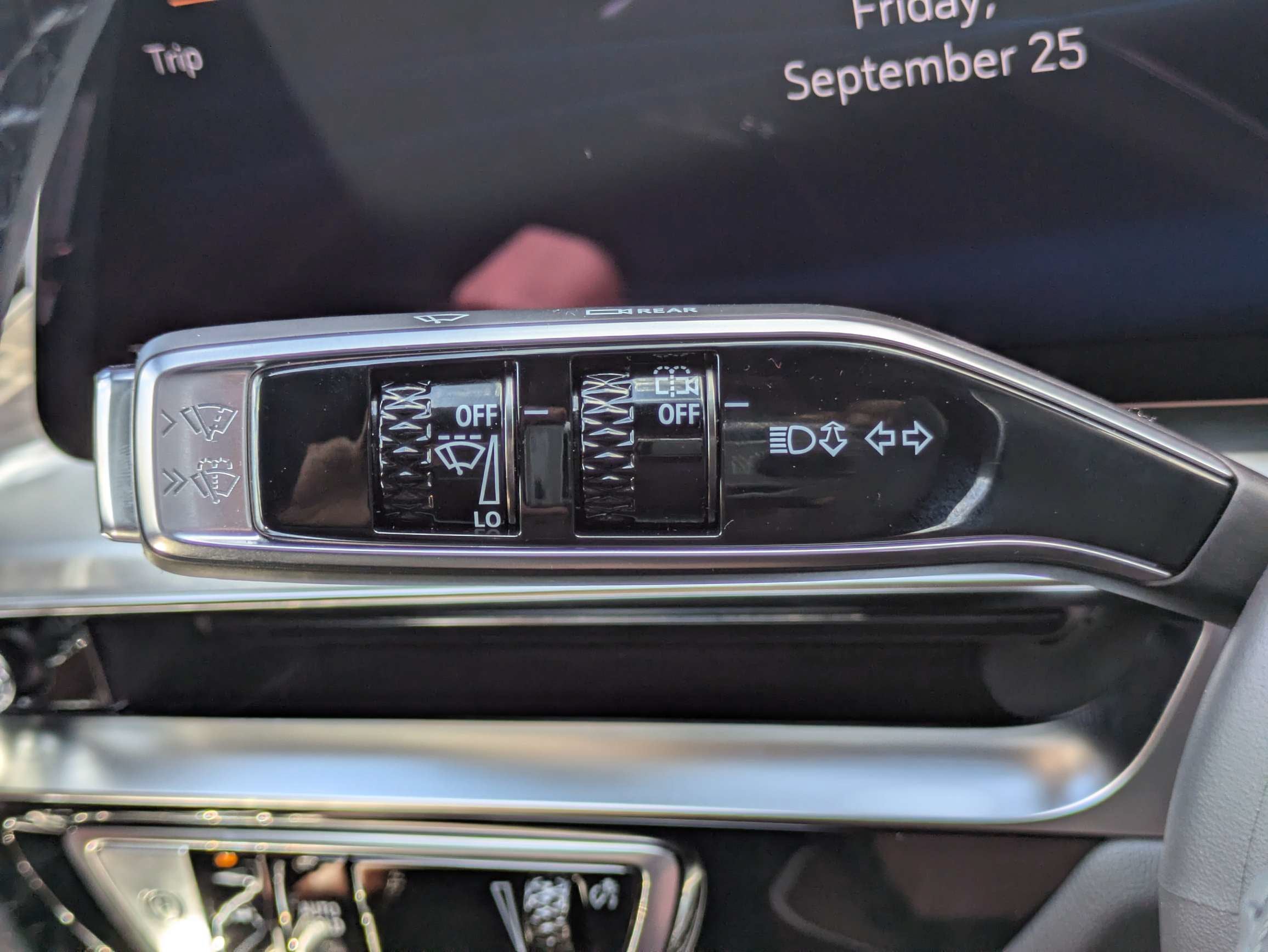 2027 Cadillac LYRIQ Signature Luxury