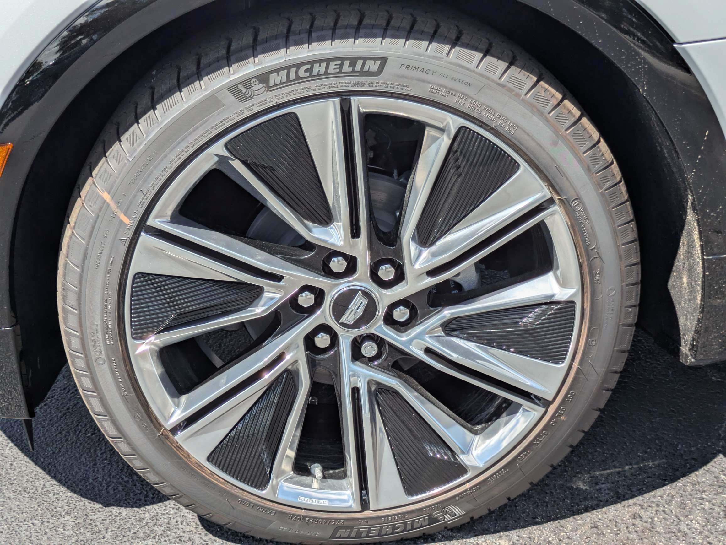 2027 Cadillac LYRIQ Signature Luxury