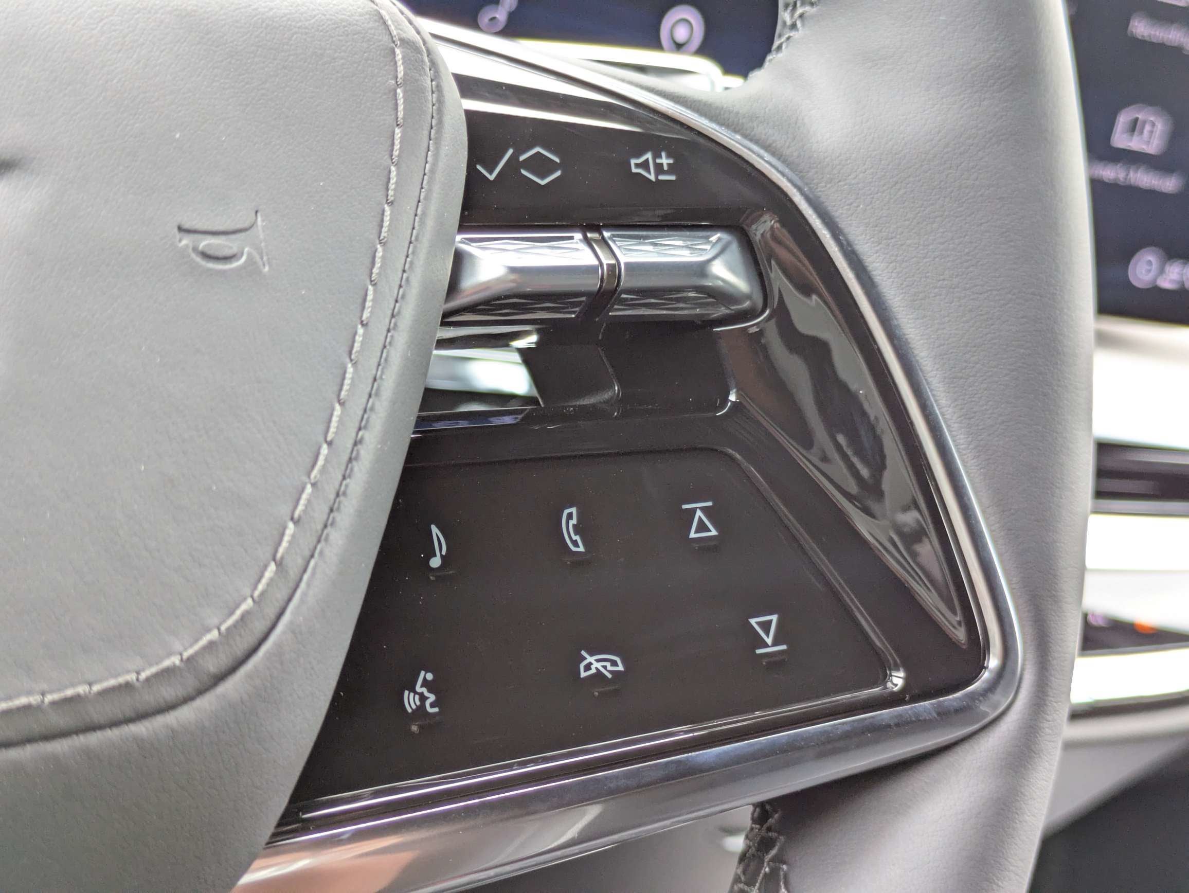2027 Cadillac LYRIQ Signature Luxury
