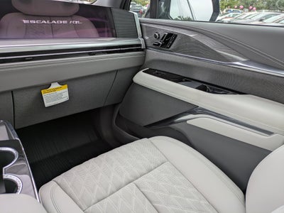 2026 Cadillac ESCALADE IQL Sport