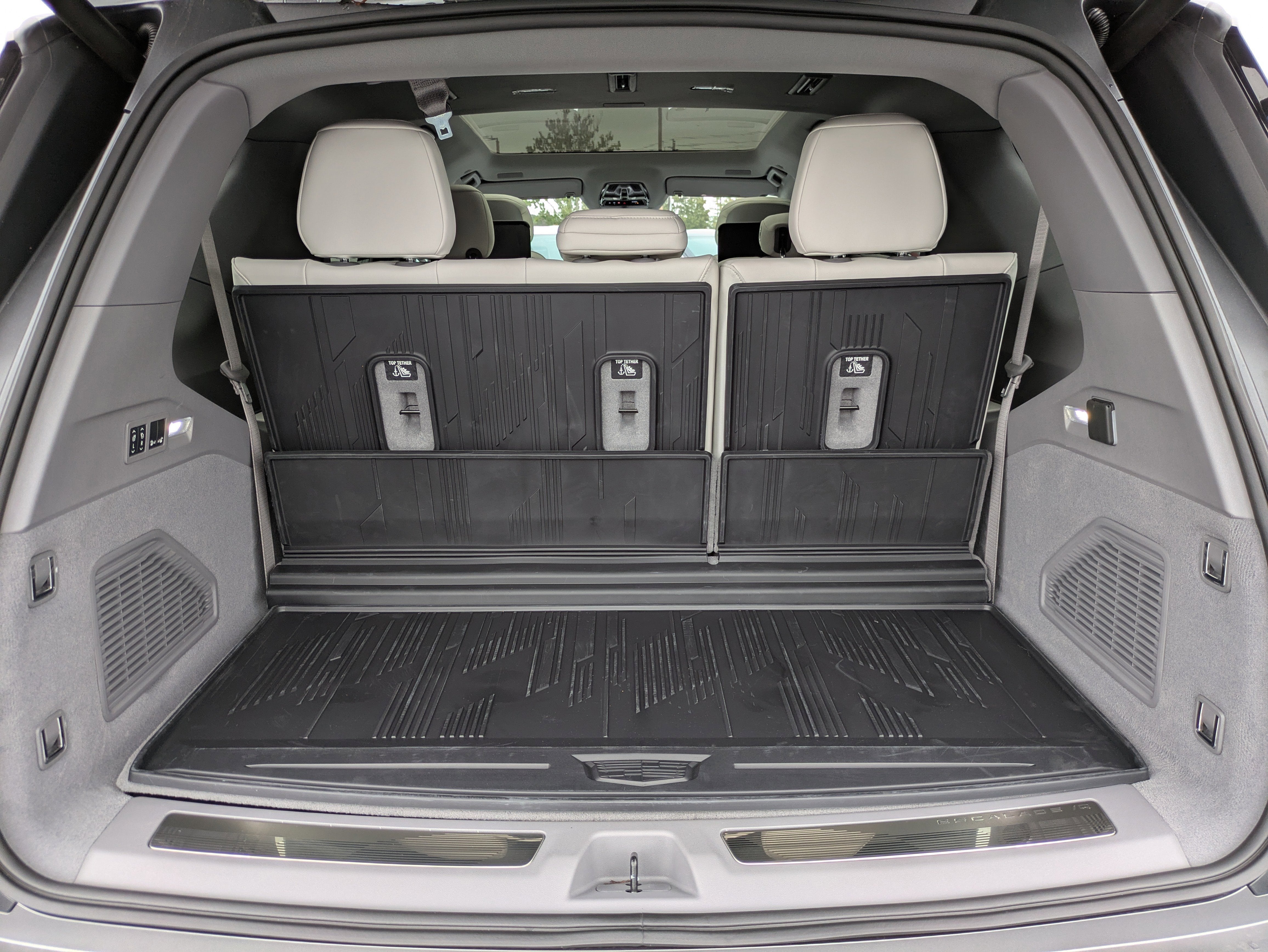 2026 Cadillac ESCALADE IQL Sport