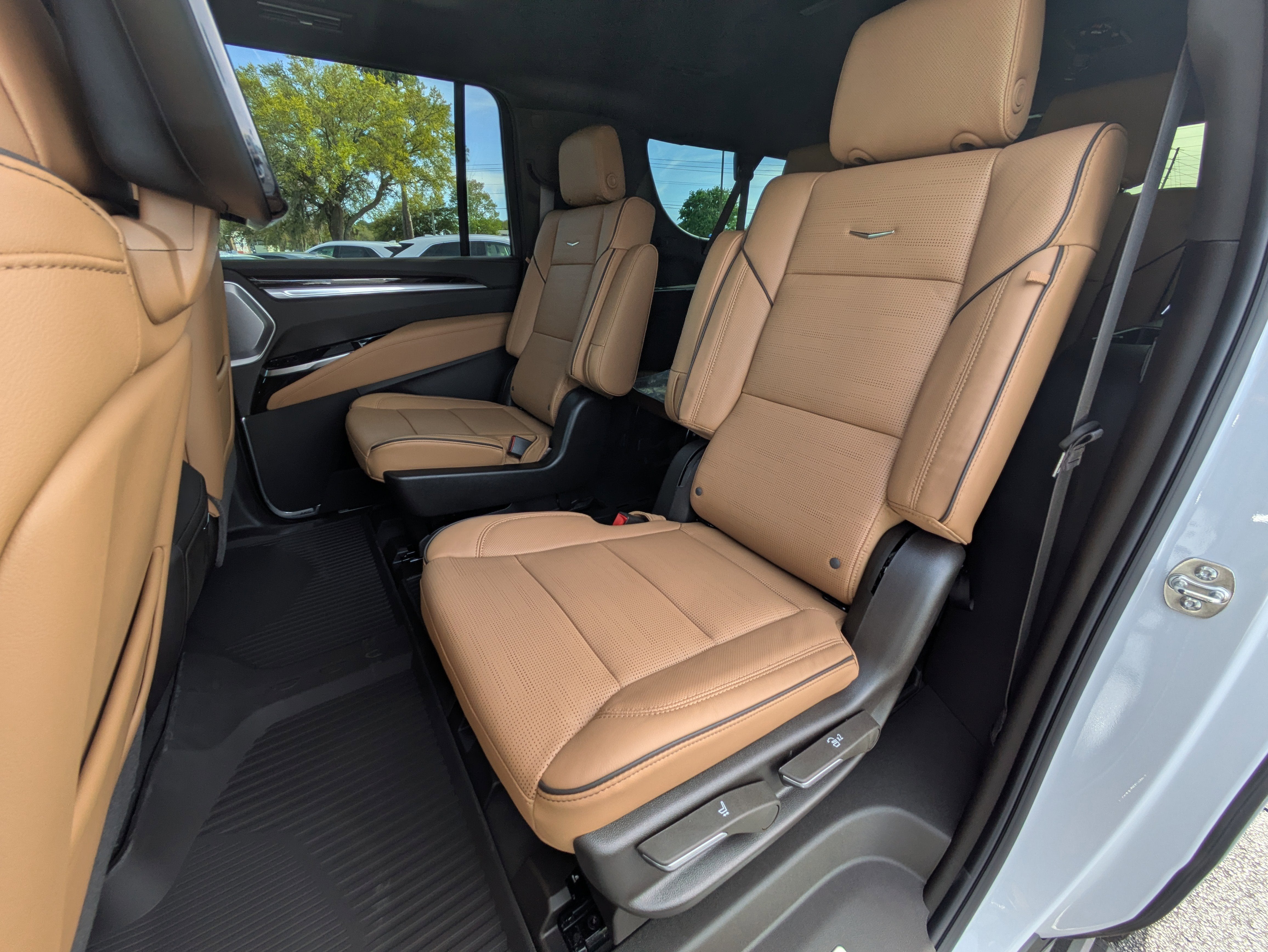 2026 Cadillac Escalade ESV Luxury