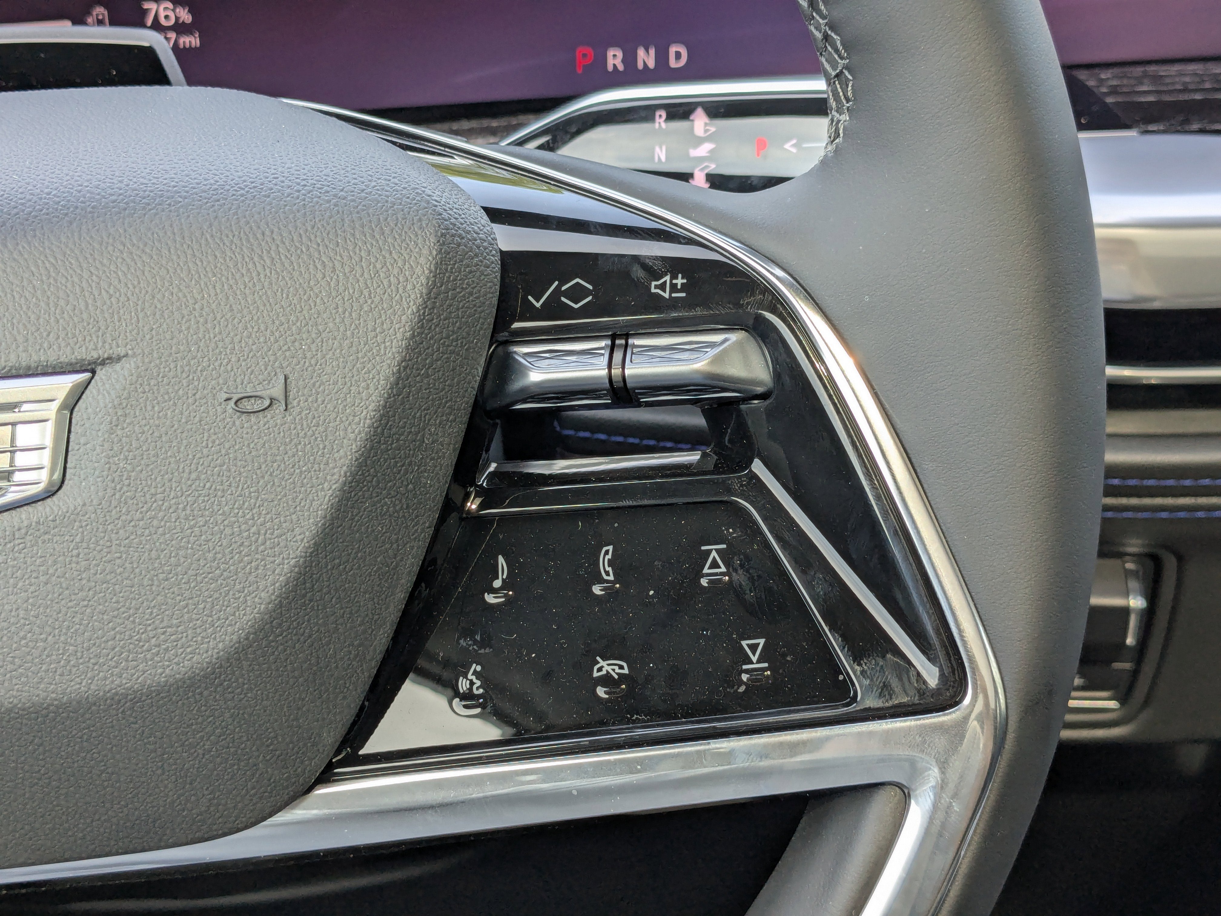 2025 Cadillac ESCALADE IQ Sport 1