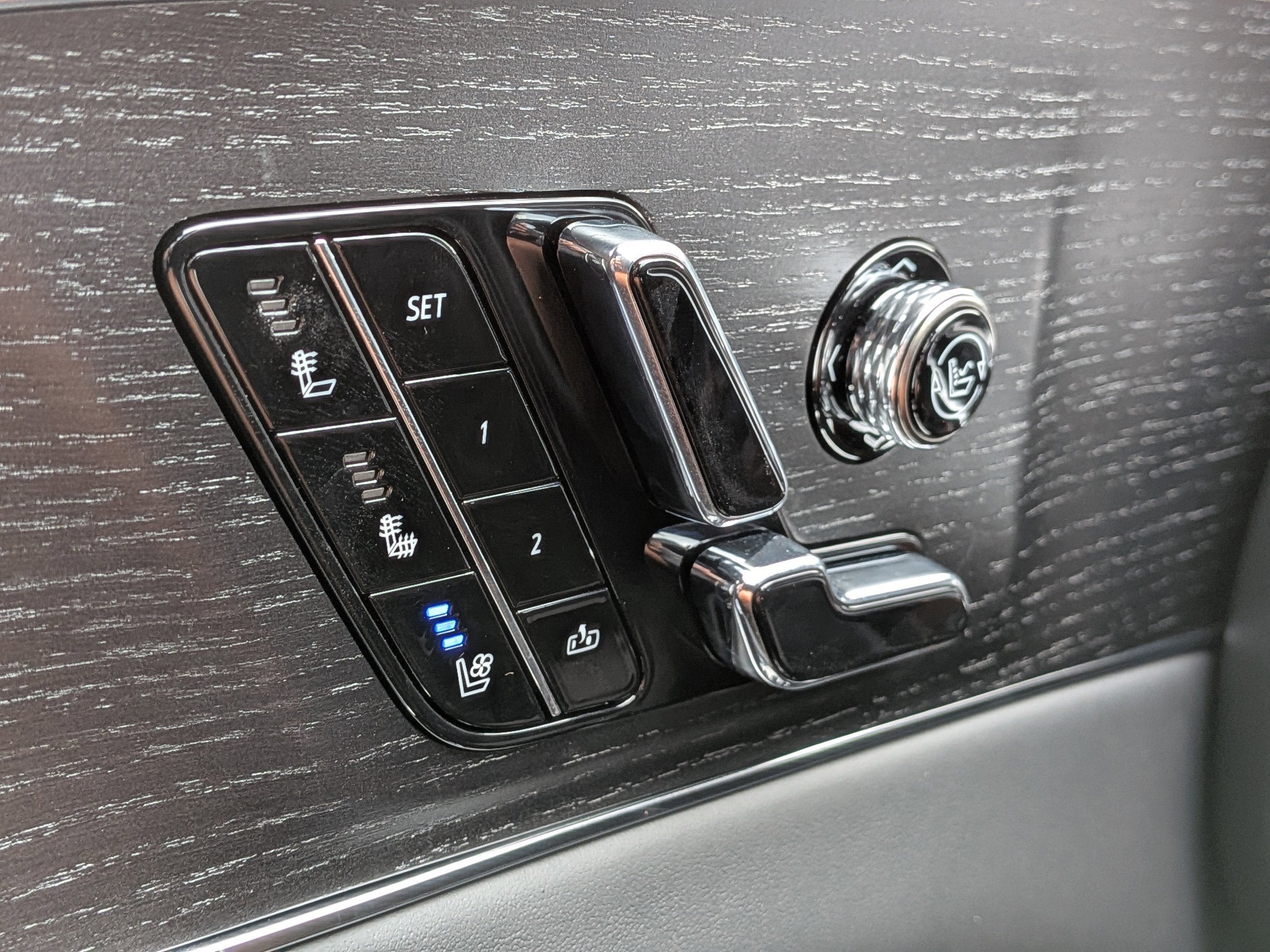 2026 Cadillac LYRIQ V-Series Premium