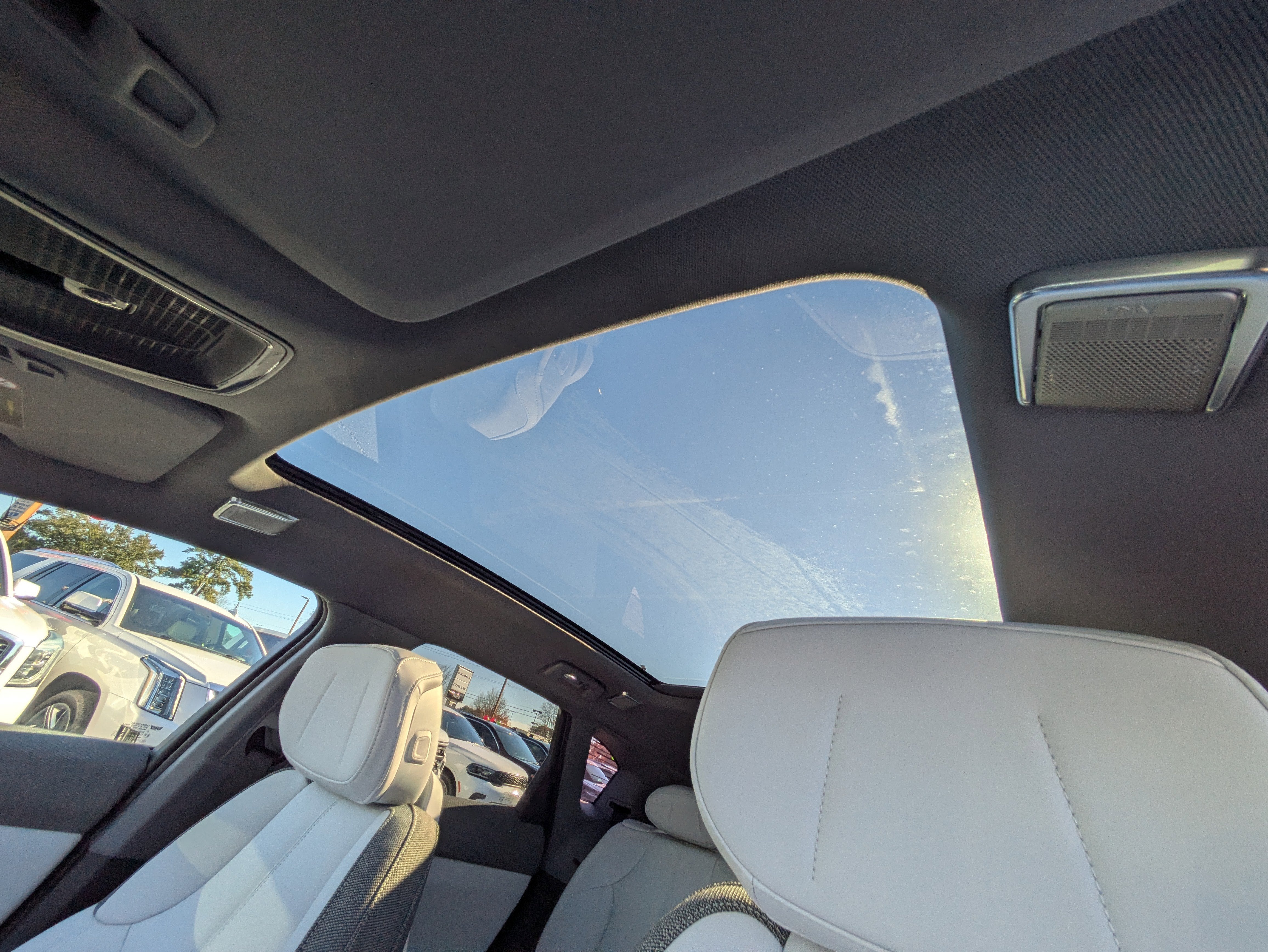 2026 Cadillac OPTIQ Luxury