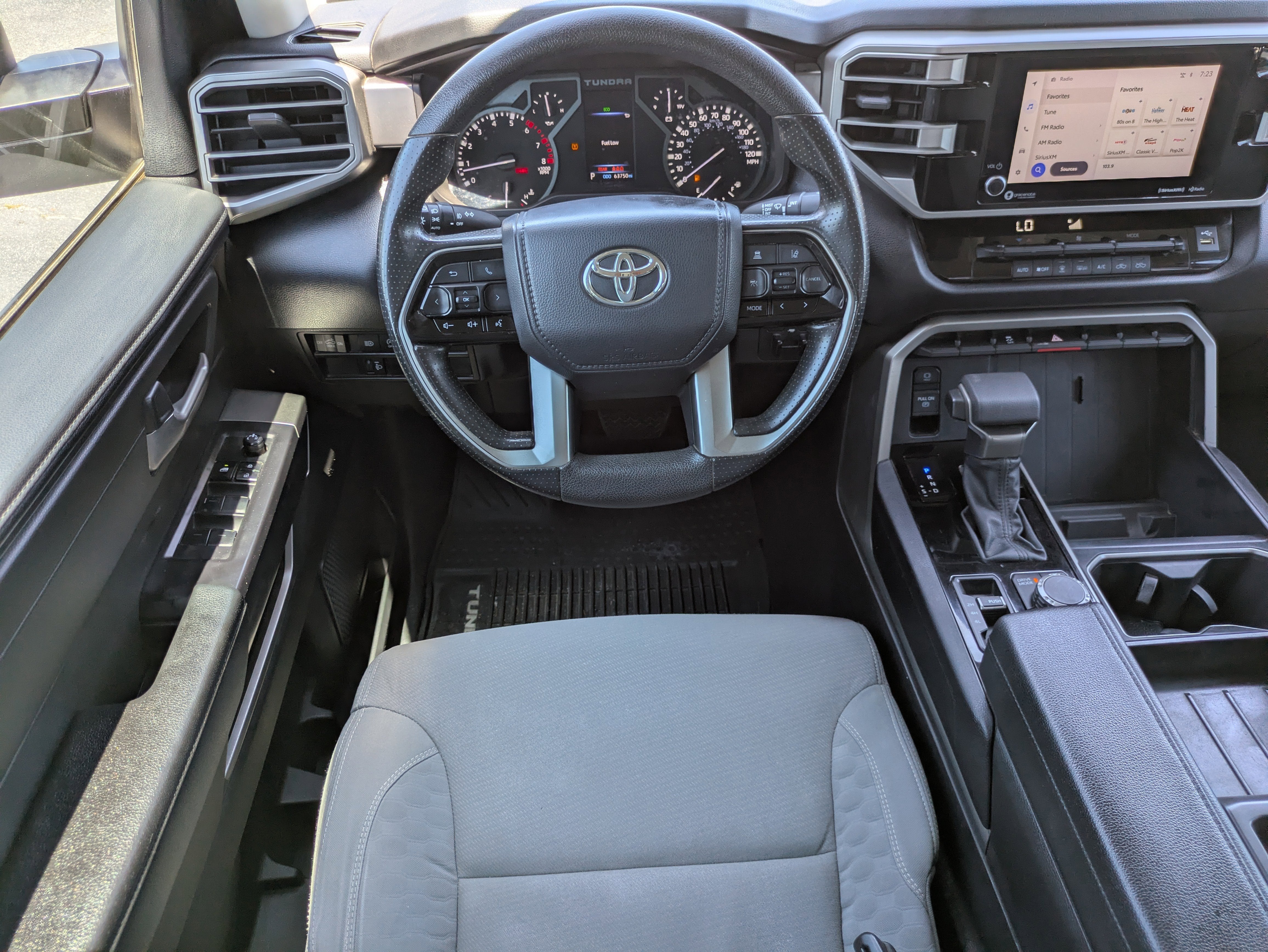 2023 Toyota Tundra SR5