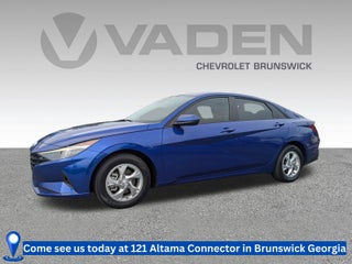 2023 Hyundai Elantra SE