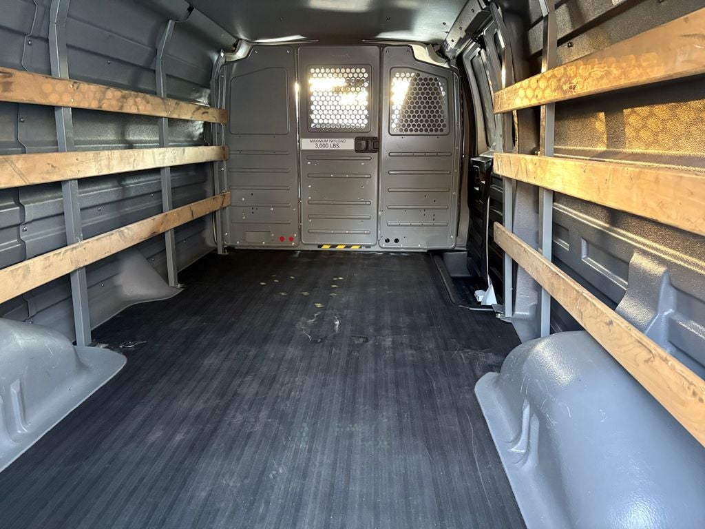 2020 GMC Savana Cargo 2500 Work Van