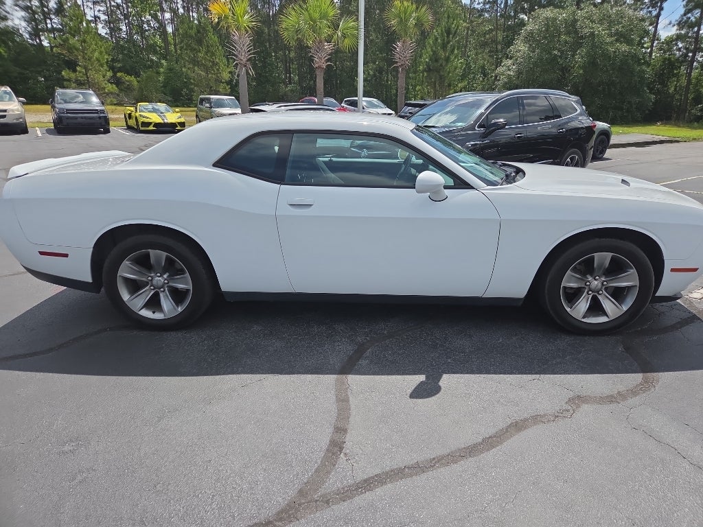 2015 Dodge Challenger SXT
