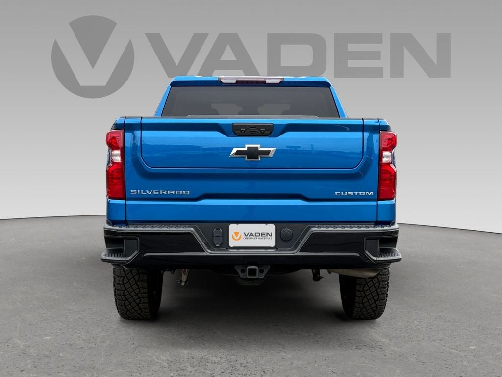 2022 Chevrolet Silverado 1500 Custom Trail Boss