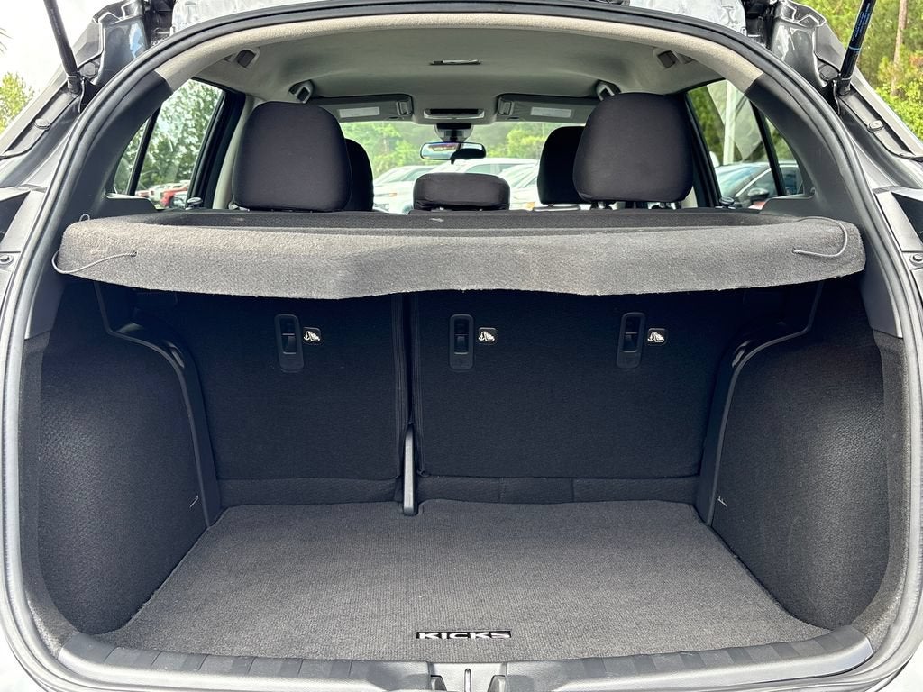 2025 Nissan Kicks Play S