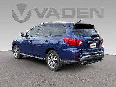 2017 Nissan Pathfinder SV